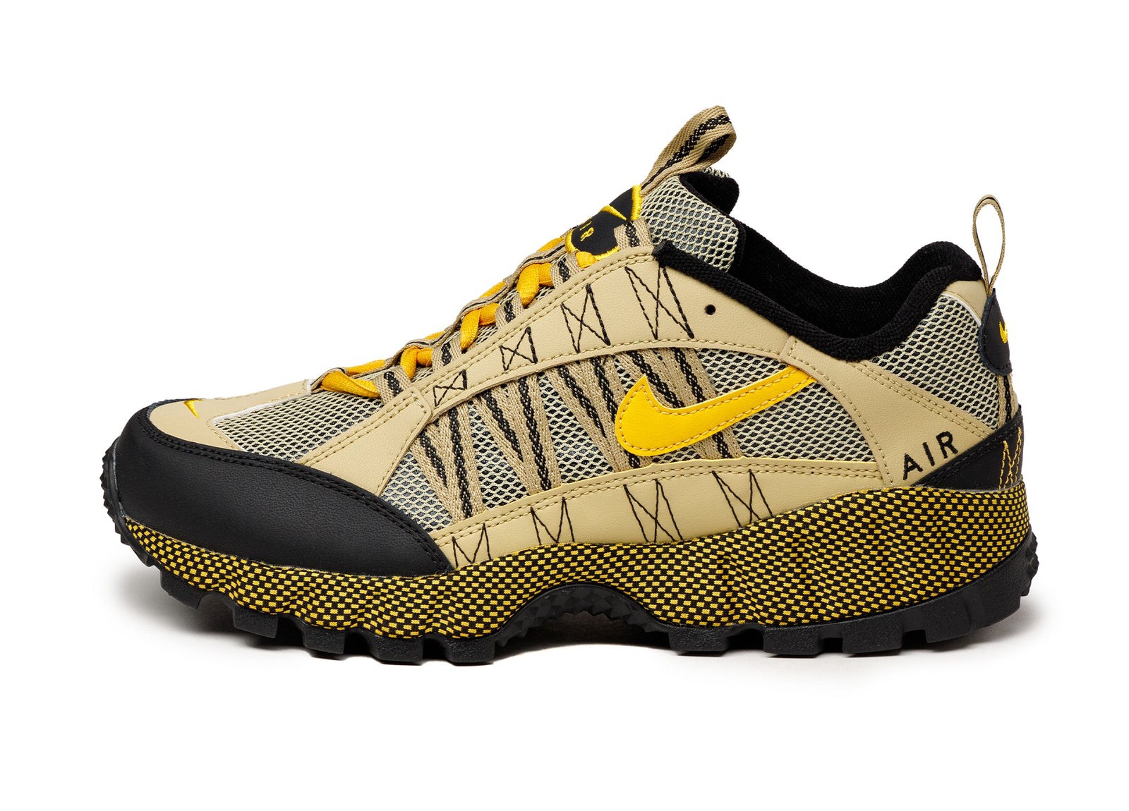 Nike Air Humara QS
Wheat Grass / Yellow Ochre